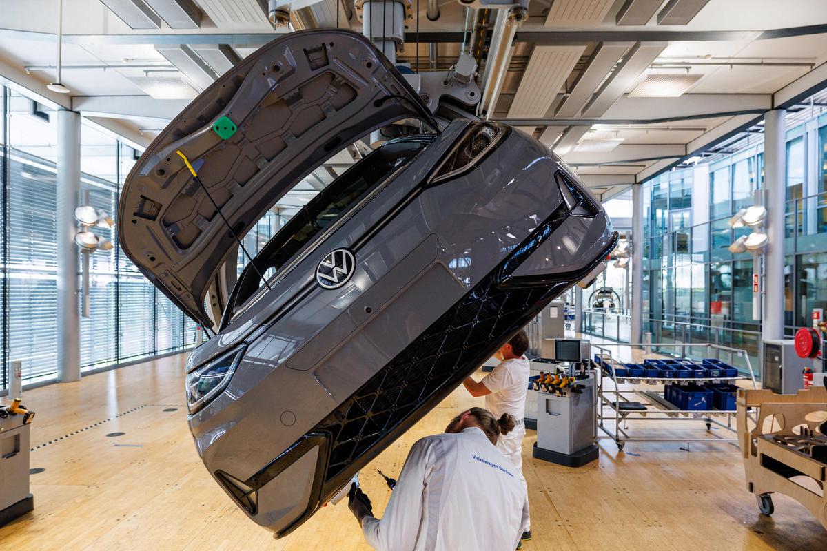 découvrez les dernières tendances de l'assurance auto pour novembre 2025 et adaptez votre couverture aux nouveautés du marché.