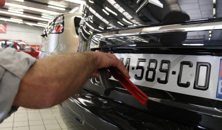 découvrez les défis du marché automobile en cette nouvelle année, entre incertitudes économiques et changements majeurs du secteur.