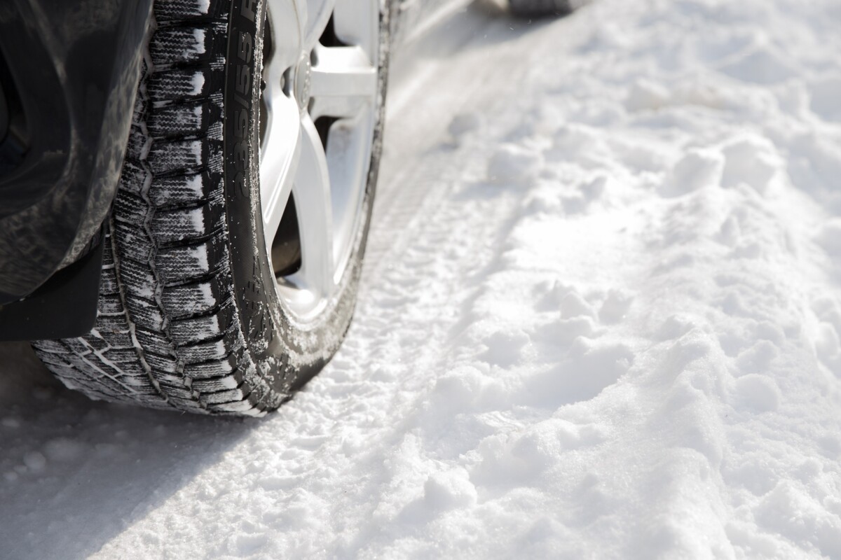 découvrez comment suspendre votre assurance auto pendant l'hiver pour économiser tout en protégeant votre véhicule saisonnier. guide pratique et conseils essentiels.