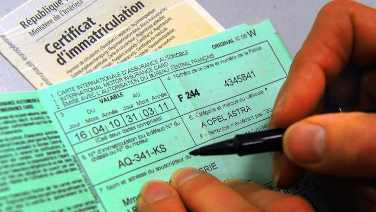découvrez pourquoi la hausse des tarifs des assurances auto reste limitée en occitanie, protégeant ainsi votre budget tout en bénéficiant d'une couverture optimale.